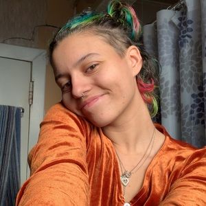 Meet your Posher, Sofia